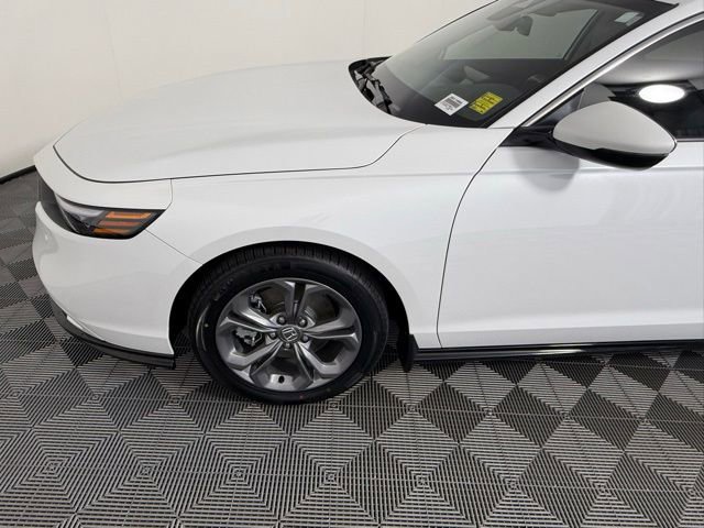 Used 2023 Honda Accord EX-L image 12