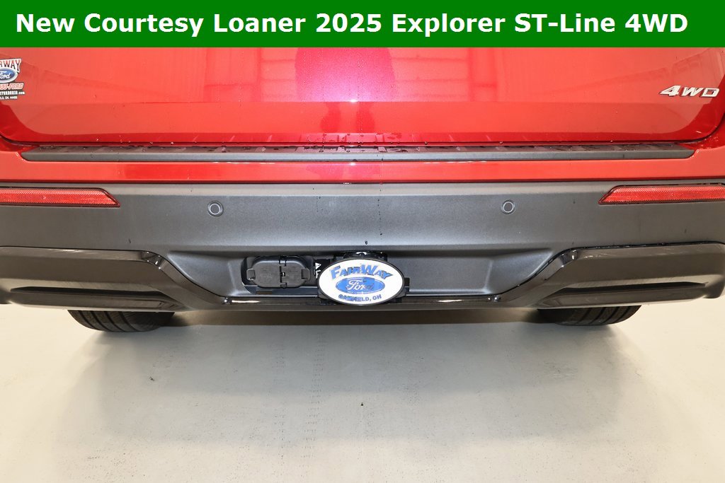 New 2025 Ford Explorer ST-Line w/ Premium Package image 32