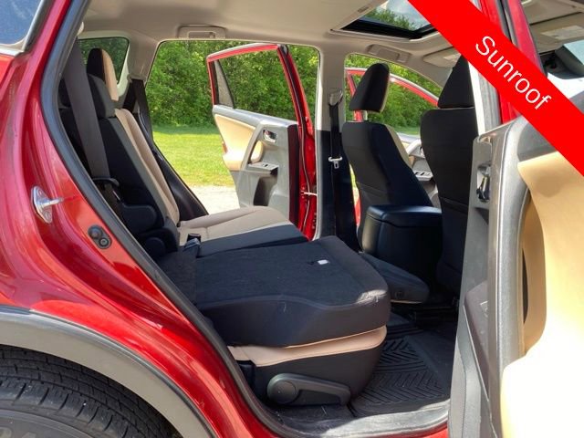 Used 2017 Toyota RAV4 XLE FWD image 37