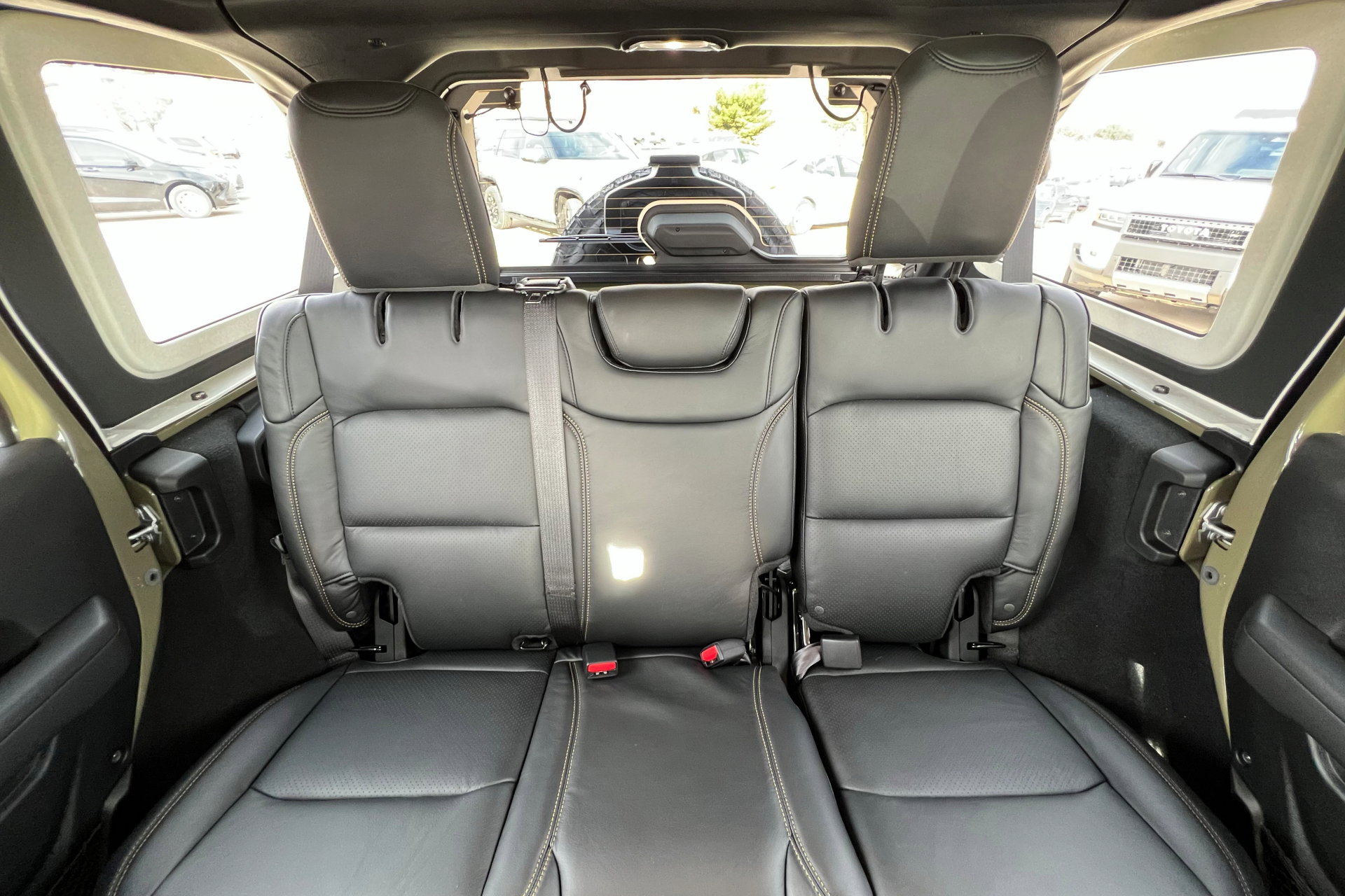 New 2026 Jeep Wrangler Unlimited Sport image 25