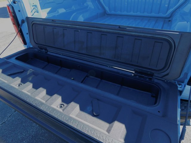 Used 2025 Chevrolet Colorado Z71 w/ Technology Package image 13