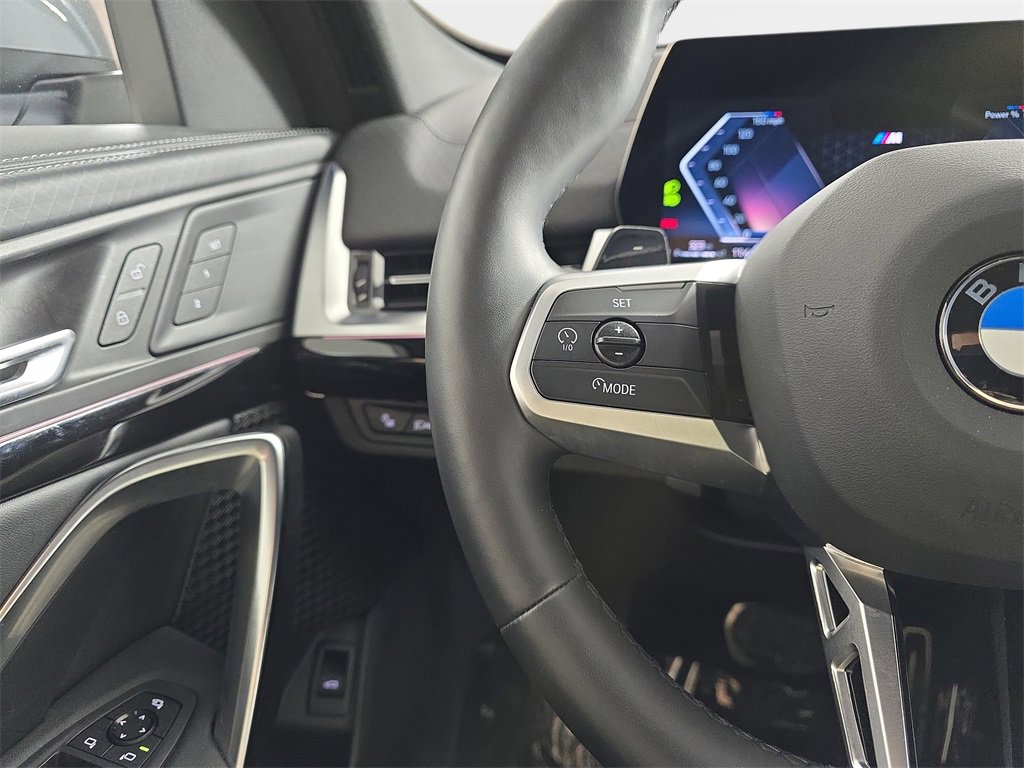 Certified 2025 BMW X2 xDrive28i image 17