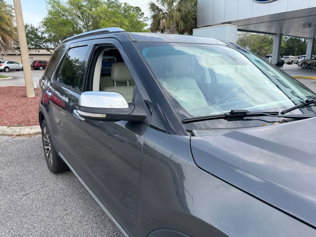 Used 2017 Ford Explorer Platinum AWD/4WD image 16