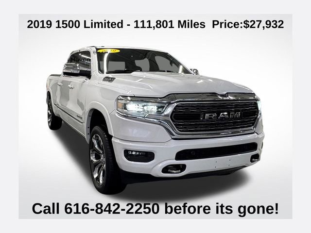 Used 2019 RAM 1500 Limited image 1