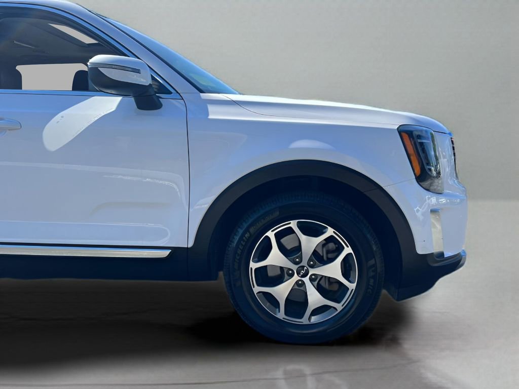 Used 2022 Kia Telluride EX w/ Towing Package image 28