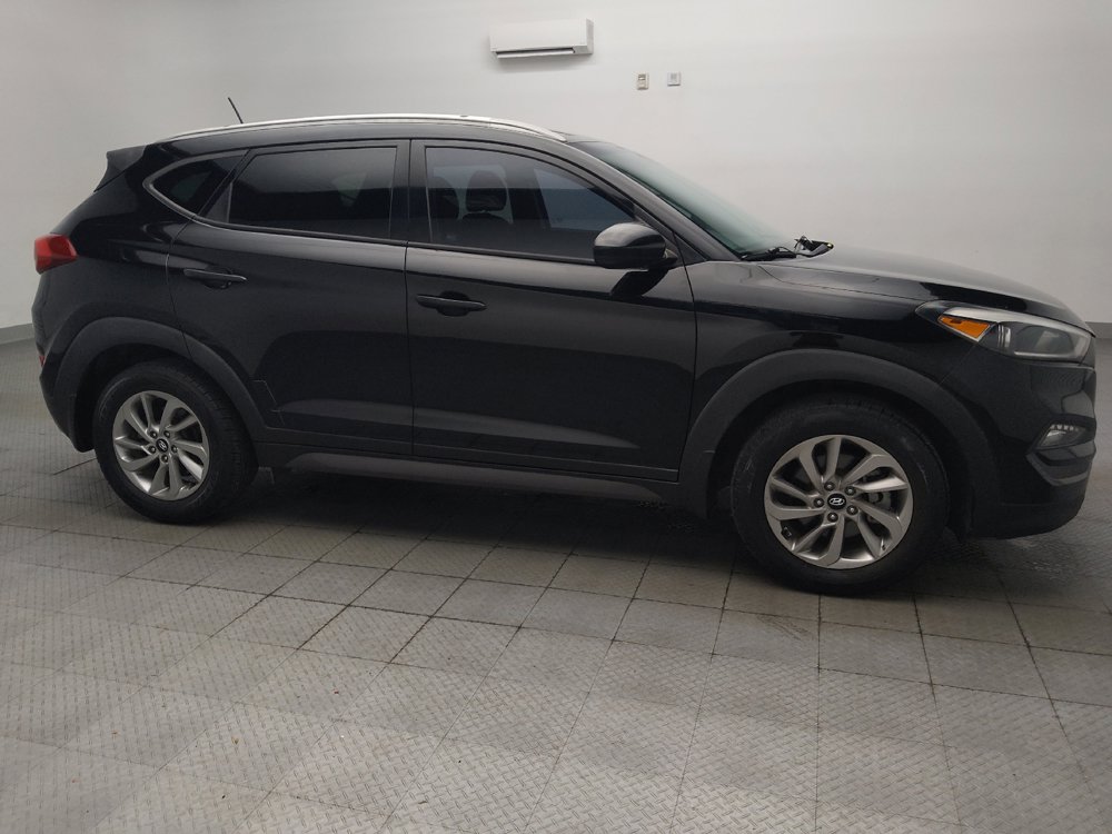 Used 2016 Hyundai Tucson SE w/ Option Group 02 FWD image 11