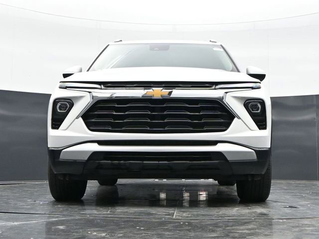 Used 2025 Chevrolet TrailBlazer LT w/ Driver Confidence Package AWD/4WD image 36