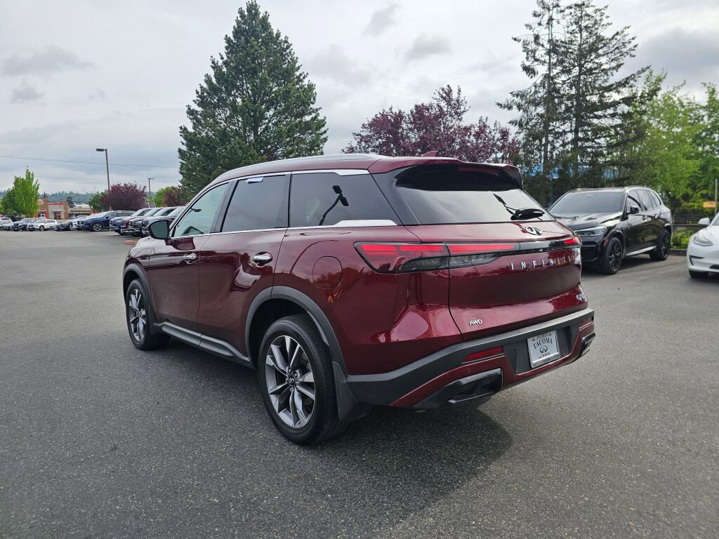 Used 2024 INFINITI QX60 Luxe w/ Performance Audio Package AWD/4WD image 5