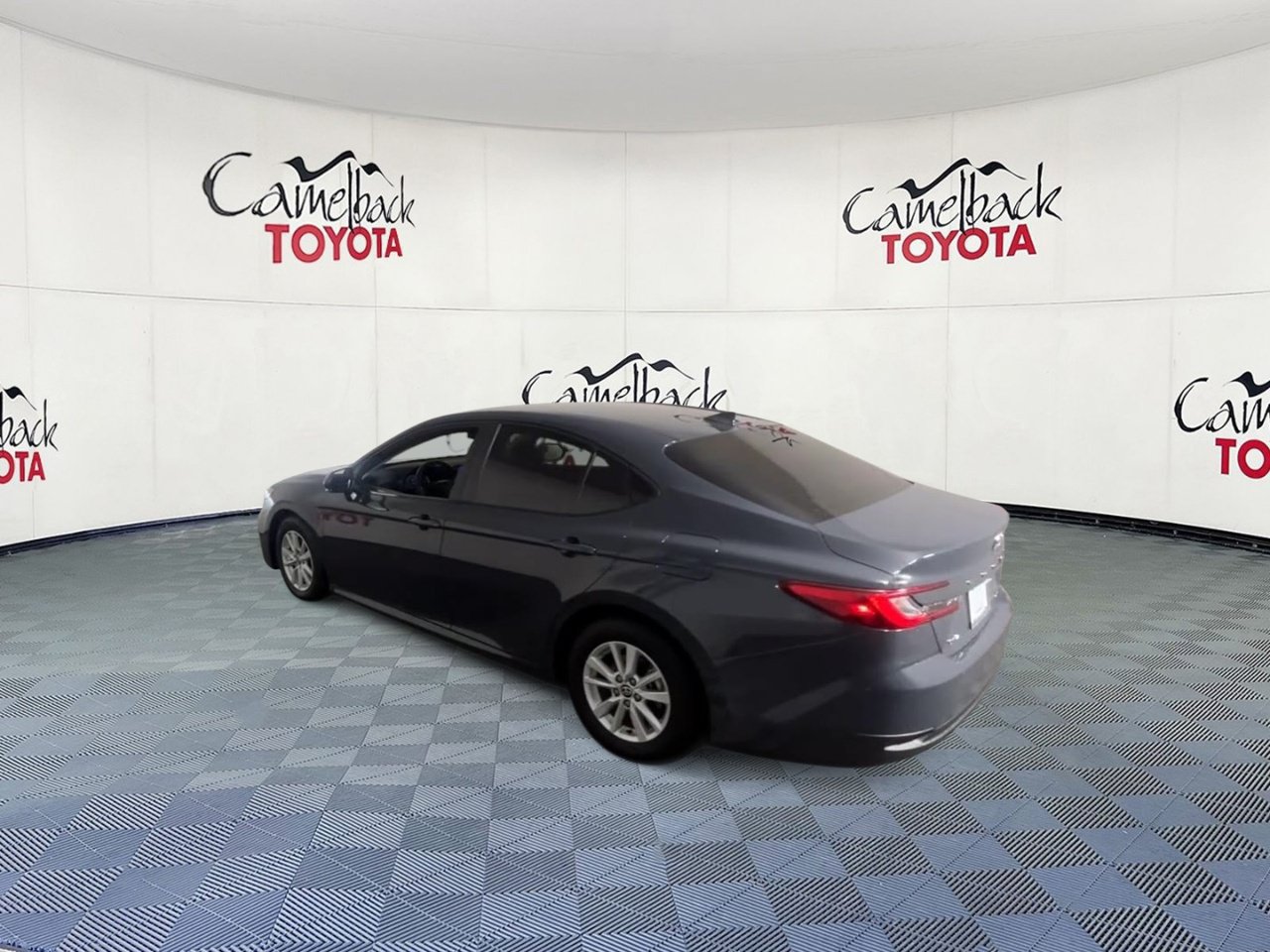 Used 2025 Toyota Camry LE FWD image 8