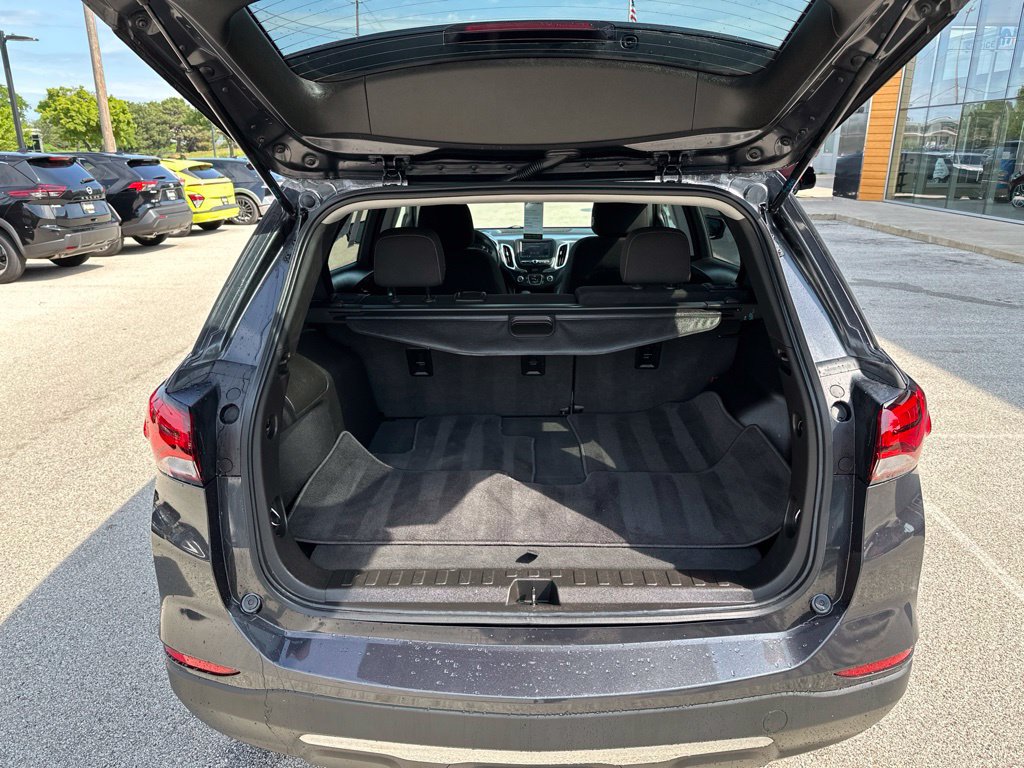 Used 2022 Chevrolet Equinox LT FWD image 10