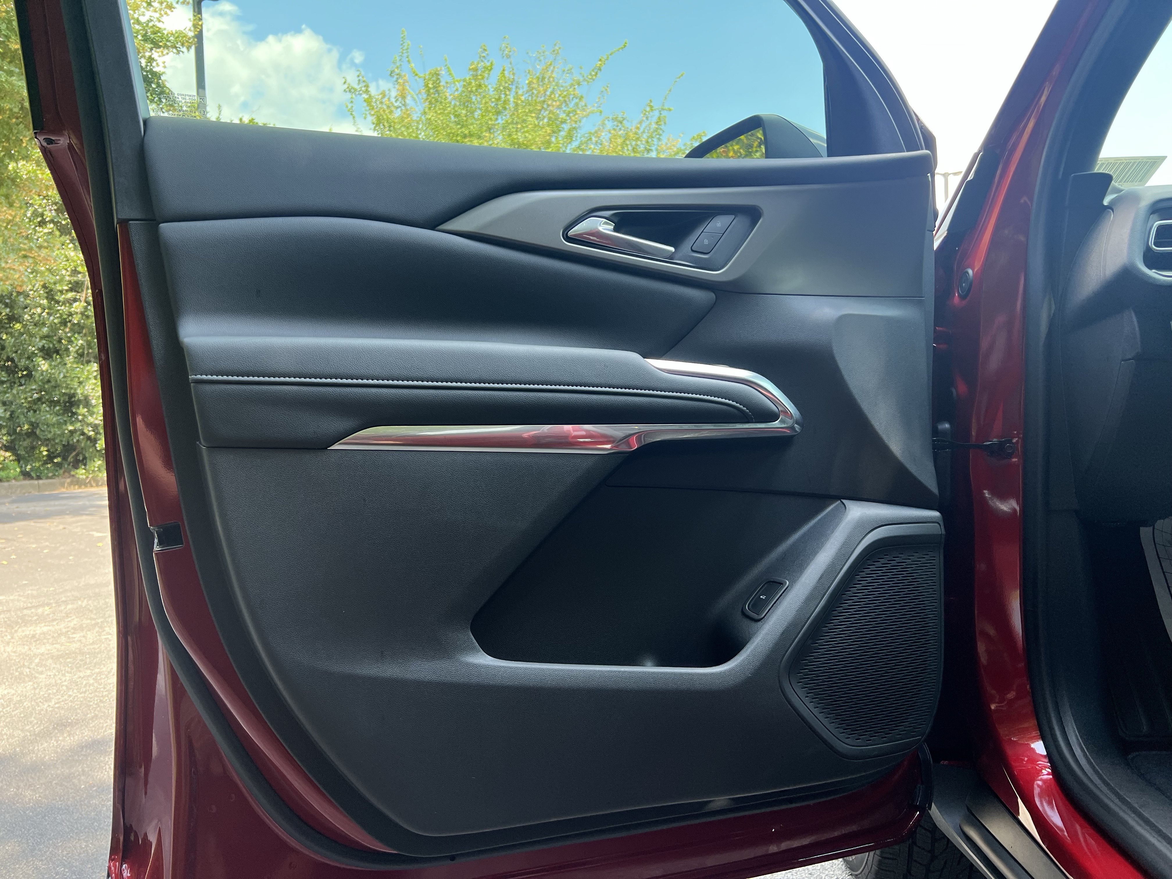New 2026 Chevrolet Traverse LT FWD image 15