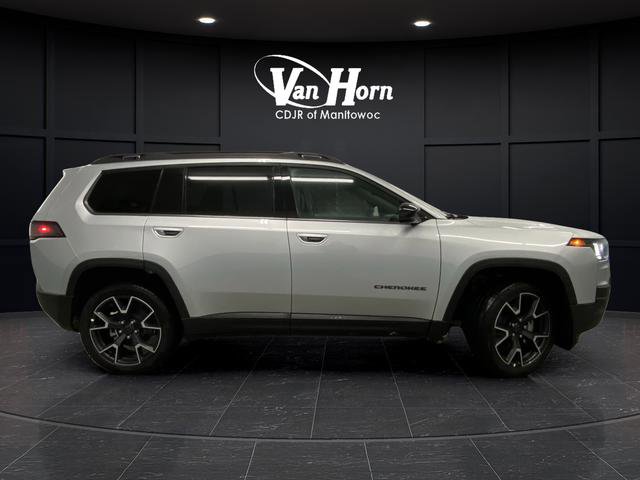 New 2026 Jeep Cherokee Overland w/ Trailer Tow Group AWD/4WD image 2