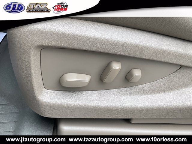 Used 2018 Chevrolet Tahoe Premier AWD/4WD image 13