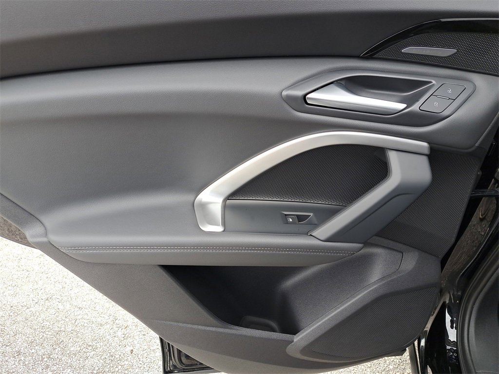 New 2025 Audi Q5 Premium Plus image 29