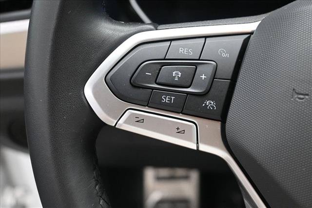 Used 2024 Volkswagen Jetta Sport FWD image 11