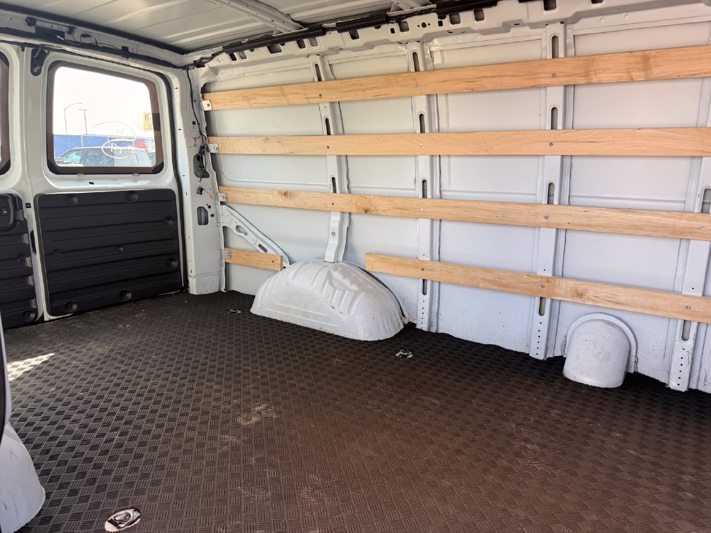 Used 2025 Chevrolet Express 2500 w/ Driver Convenience Package RWD image 25