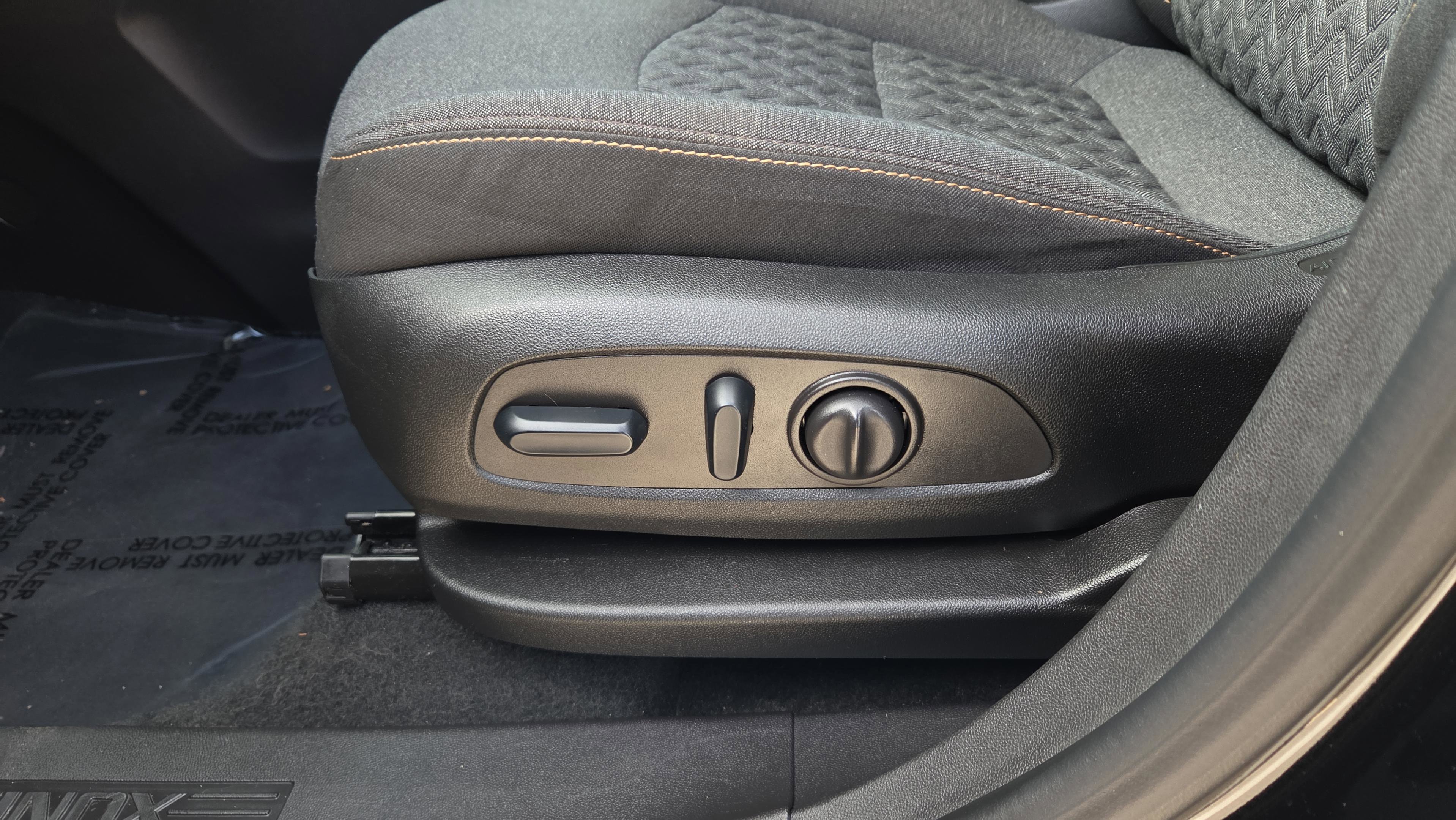 Used 2024 Chevrolet Equinox LT image 20