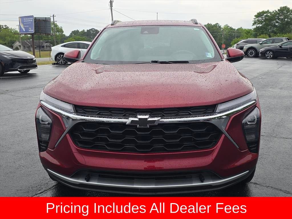 Used 2024 Chevrolet Trax LT w/ Driver Confidence Package FWD image 8