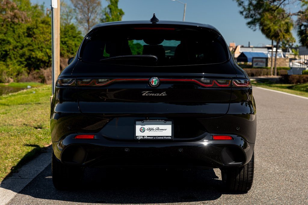 New 2025 Alfa Romeo Tonale w/ Premium Package image 6