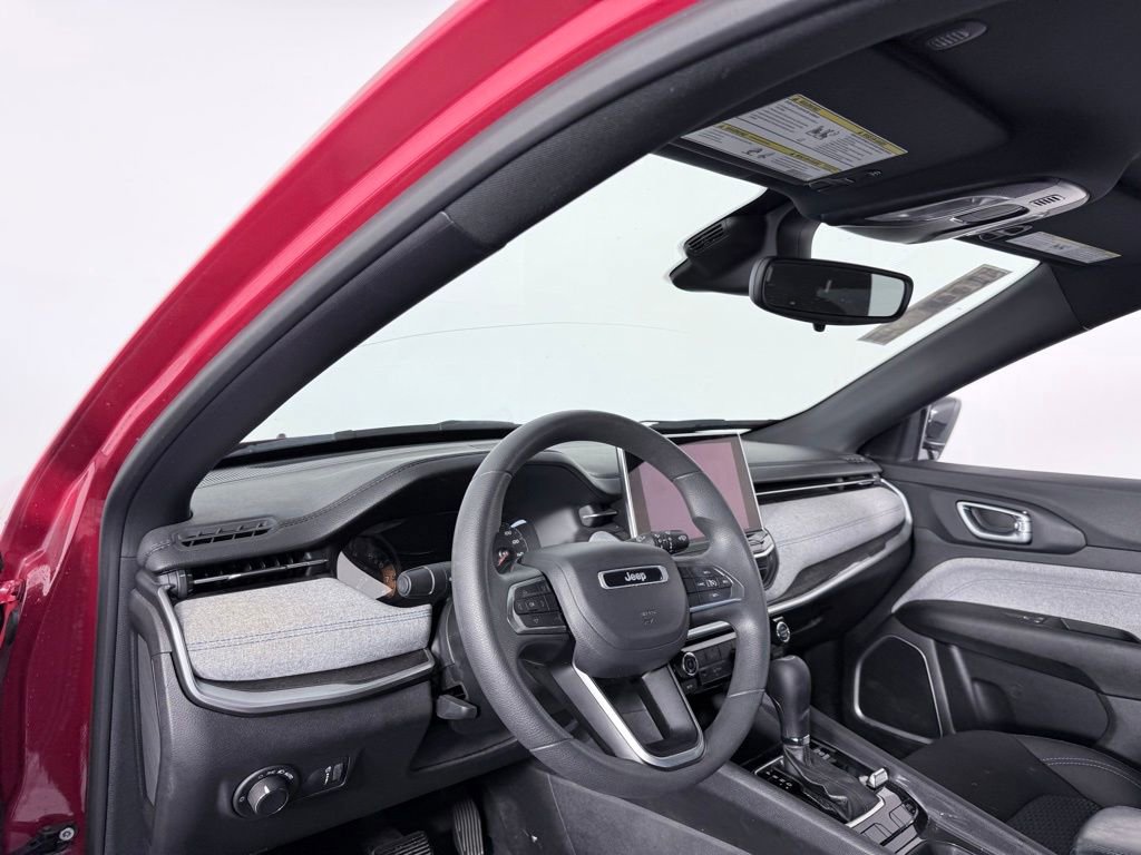 Used 2023 Jeep Compass Sport image 24