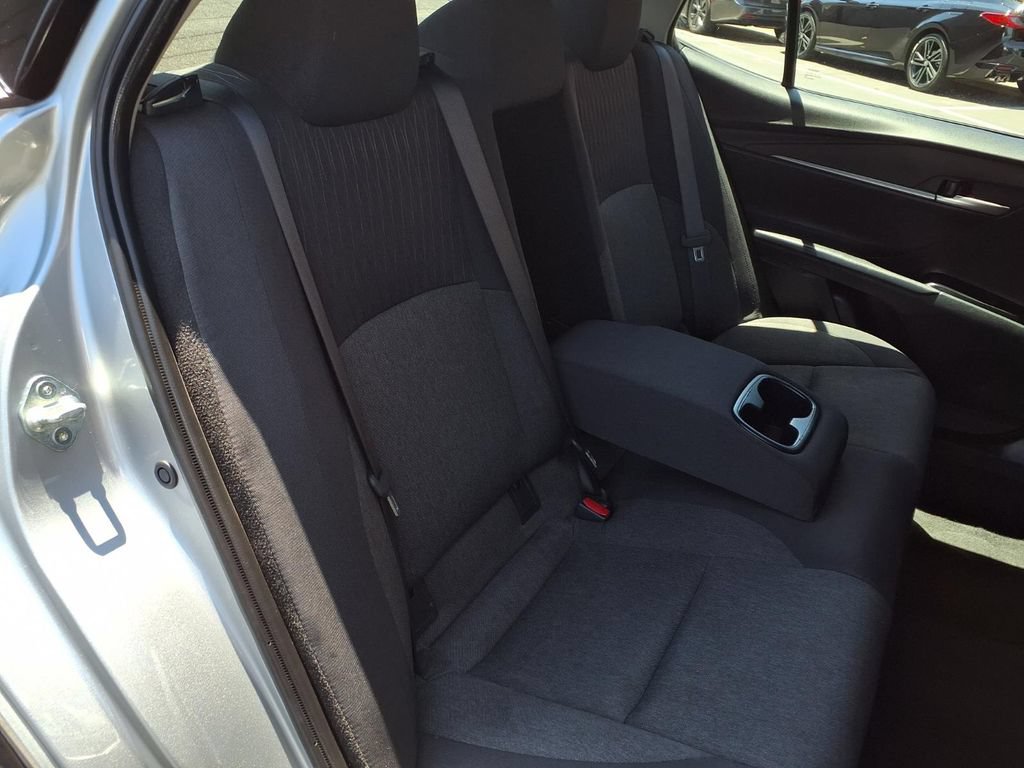 Used 2025 Toyota Camry LE FWD image 33