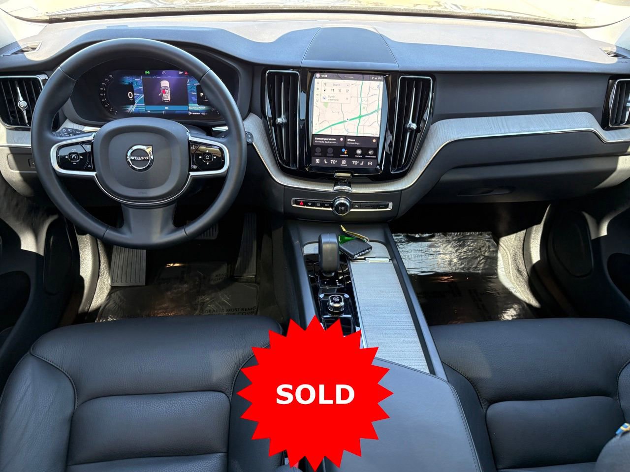 Certified 2025 Volvo XC60 B5 Plus image 14