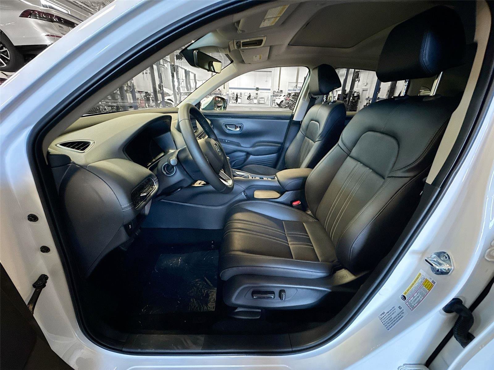 New 2027 Honda HR-V EX-L image 5