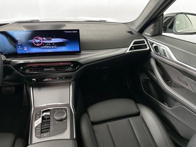 Used 2025 BMW 430i xDrive w/ Premium Package image 28