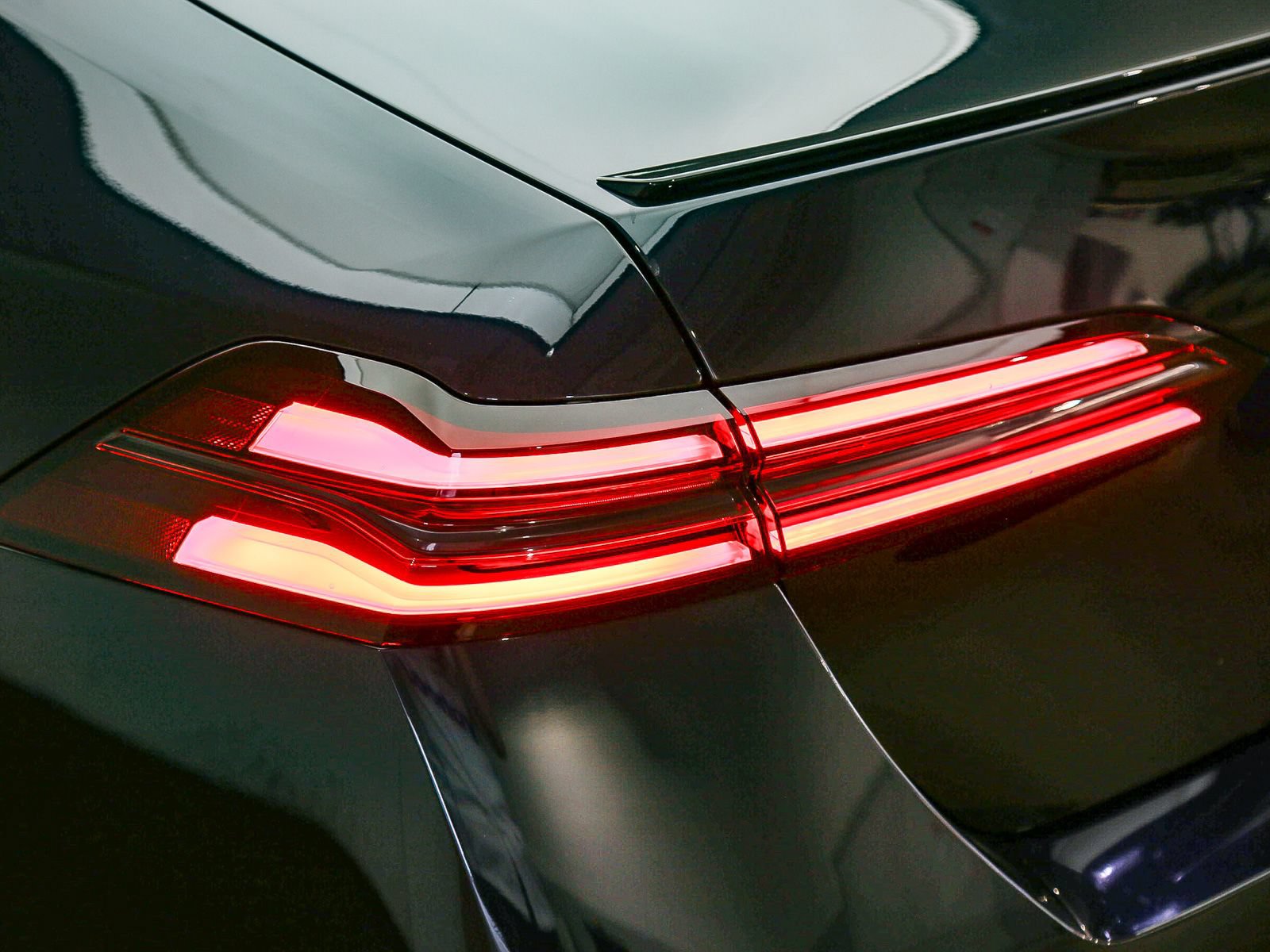 New 2027 BMW 530i RWD image 12
