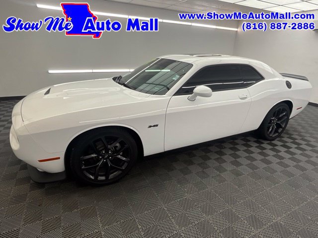 Used 2023 Dodge Challenger R/T w/ Blacktop Package RWD image 1
