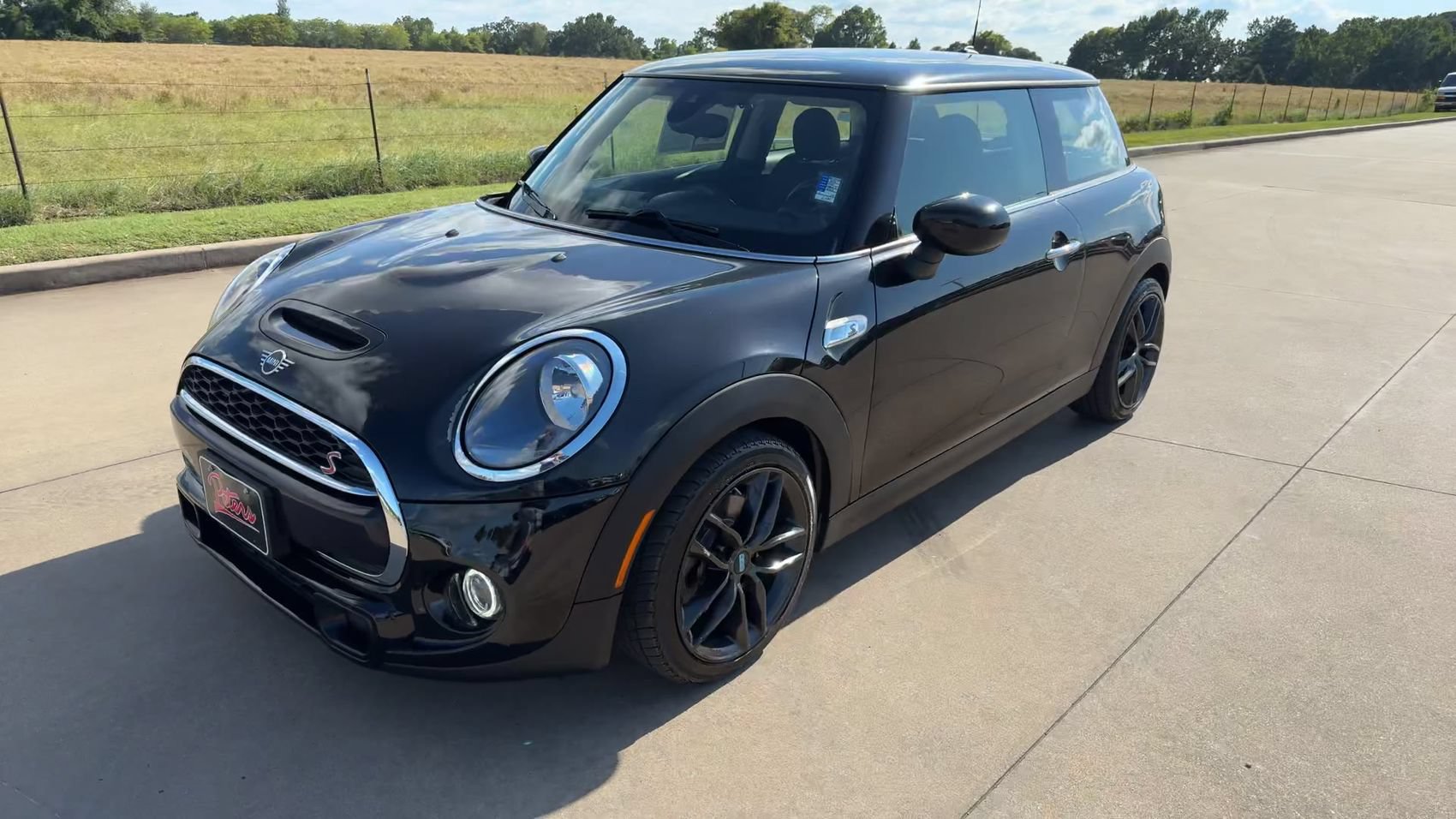 Used 2020 MINI Cooper S w/ Storage Package FWD image 5