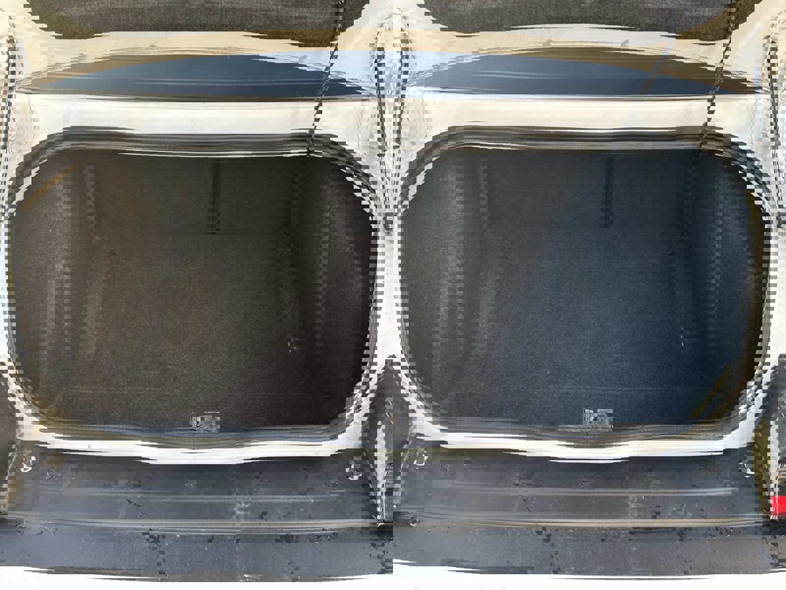 Used 2021 Dodge Challenger R/T w/ Blacktop Package image 11