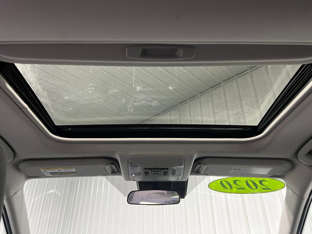 Used 2020 Toyota RAV4 XLE w/ Convenience Package image 14