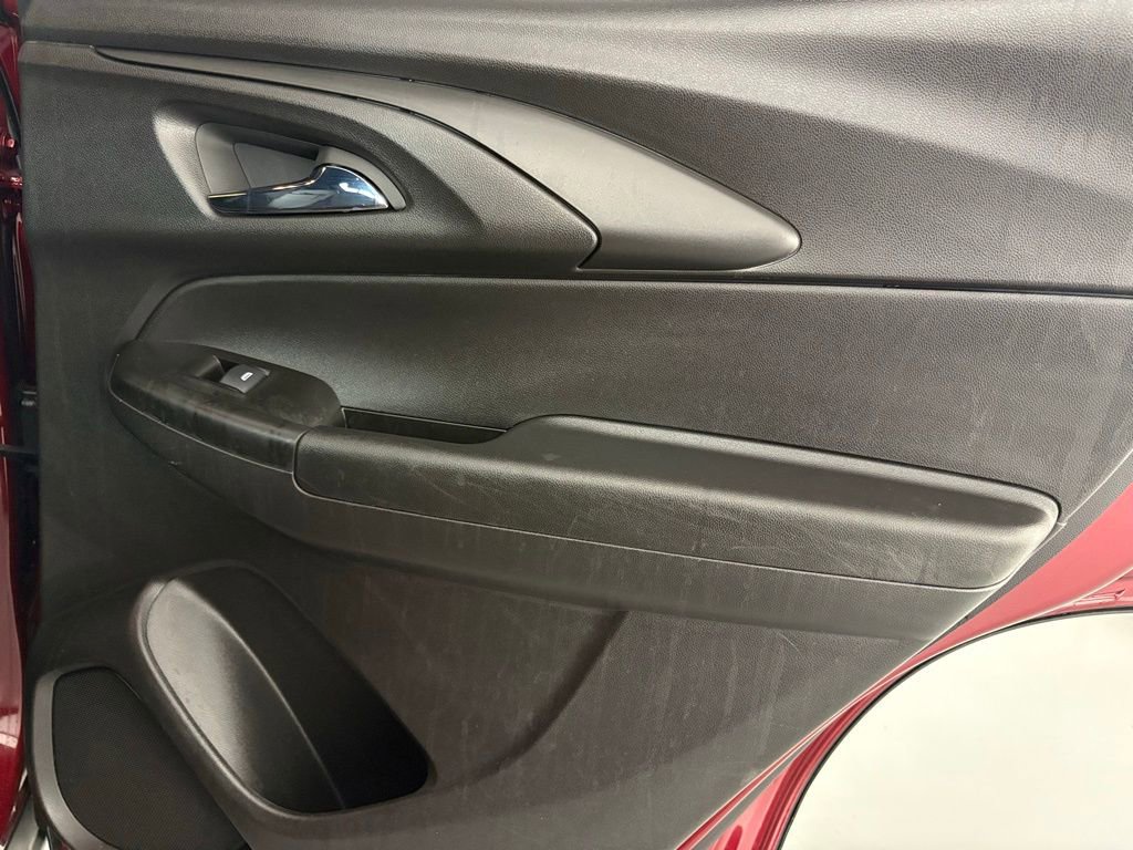 Used 2023 Chevrolet TrailBlazer RS image 39