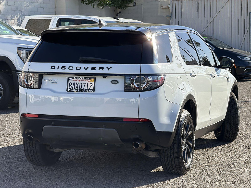 Used 2017 Land Rover Discovery Sport HSE AWD/4WD image 5
