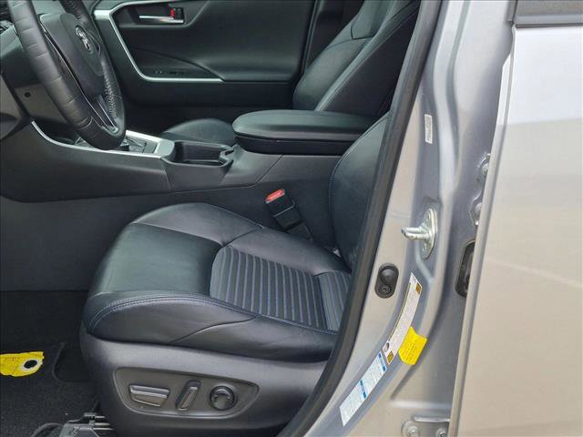Used 2019 Toyota RAV4 XSE AWD/4WD image 18