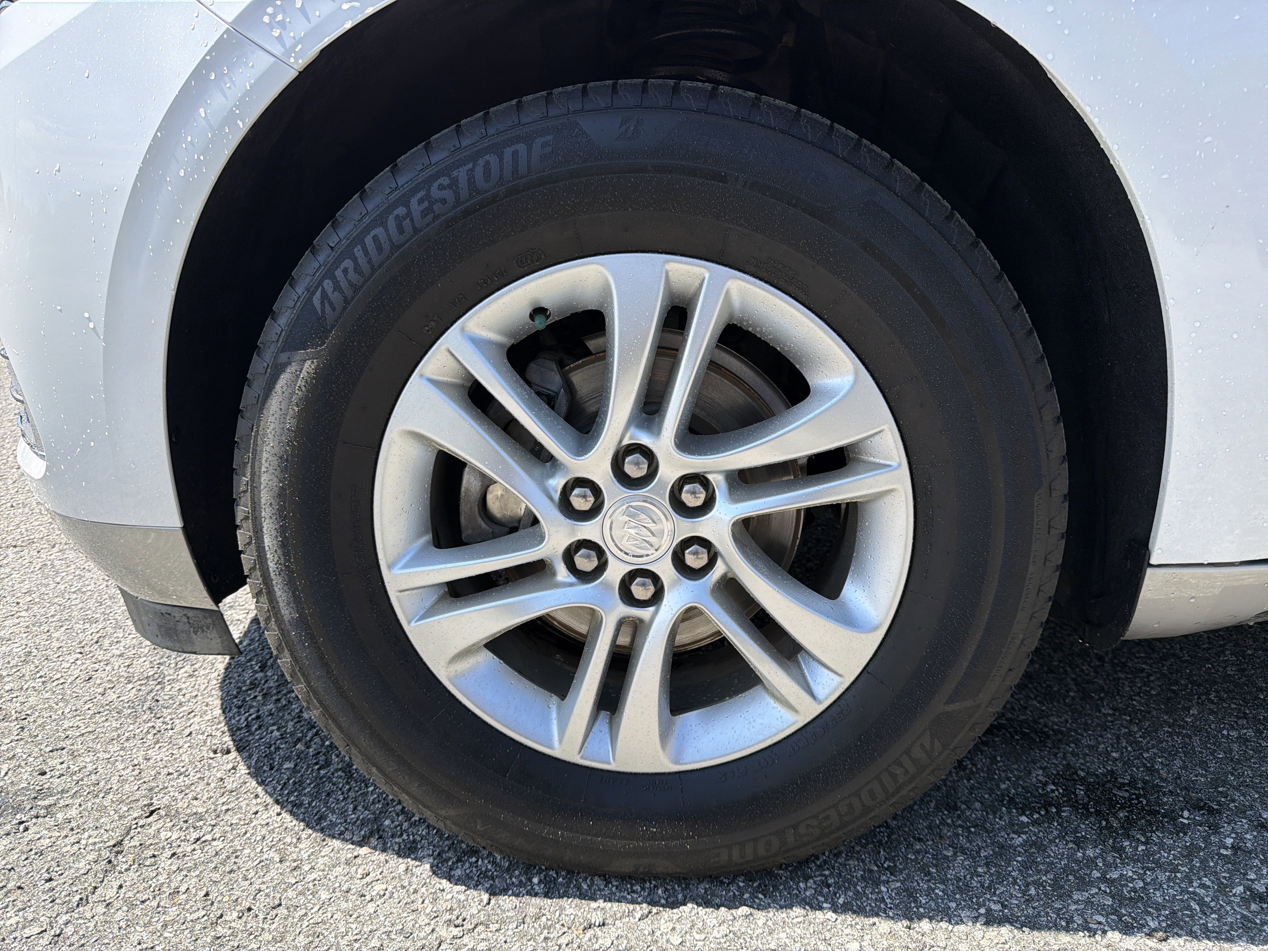 Used 2020 Buick Enclave Essence w/ Sound and Sites Package image 13