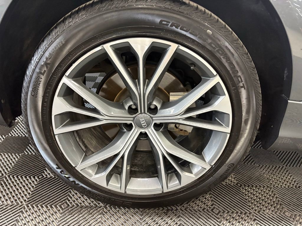 Used 2020 Audi Q8 Premium Plus AWD/4WD image 15