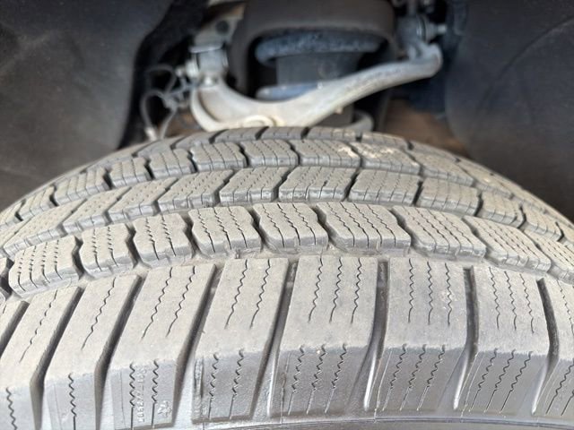 Used 2022 GMC Sierra 1500 AT4 w/ AT4 Premium Package image 5