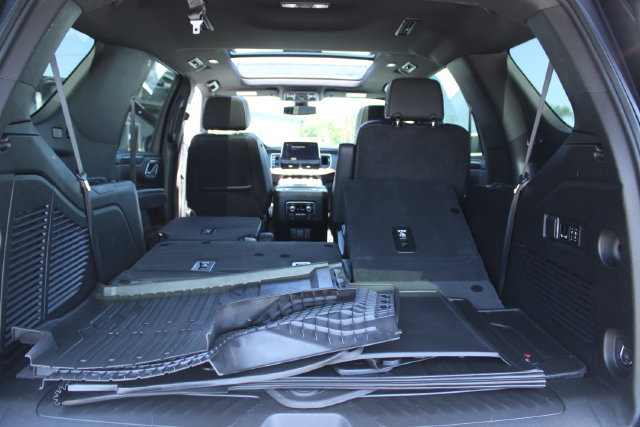 Used 2022 GMC Yukon SLT w/ SLT Premium Package RWD image 46
