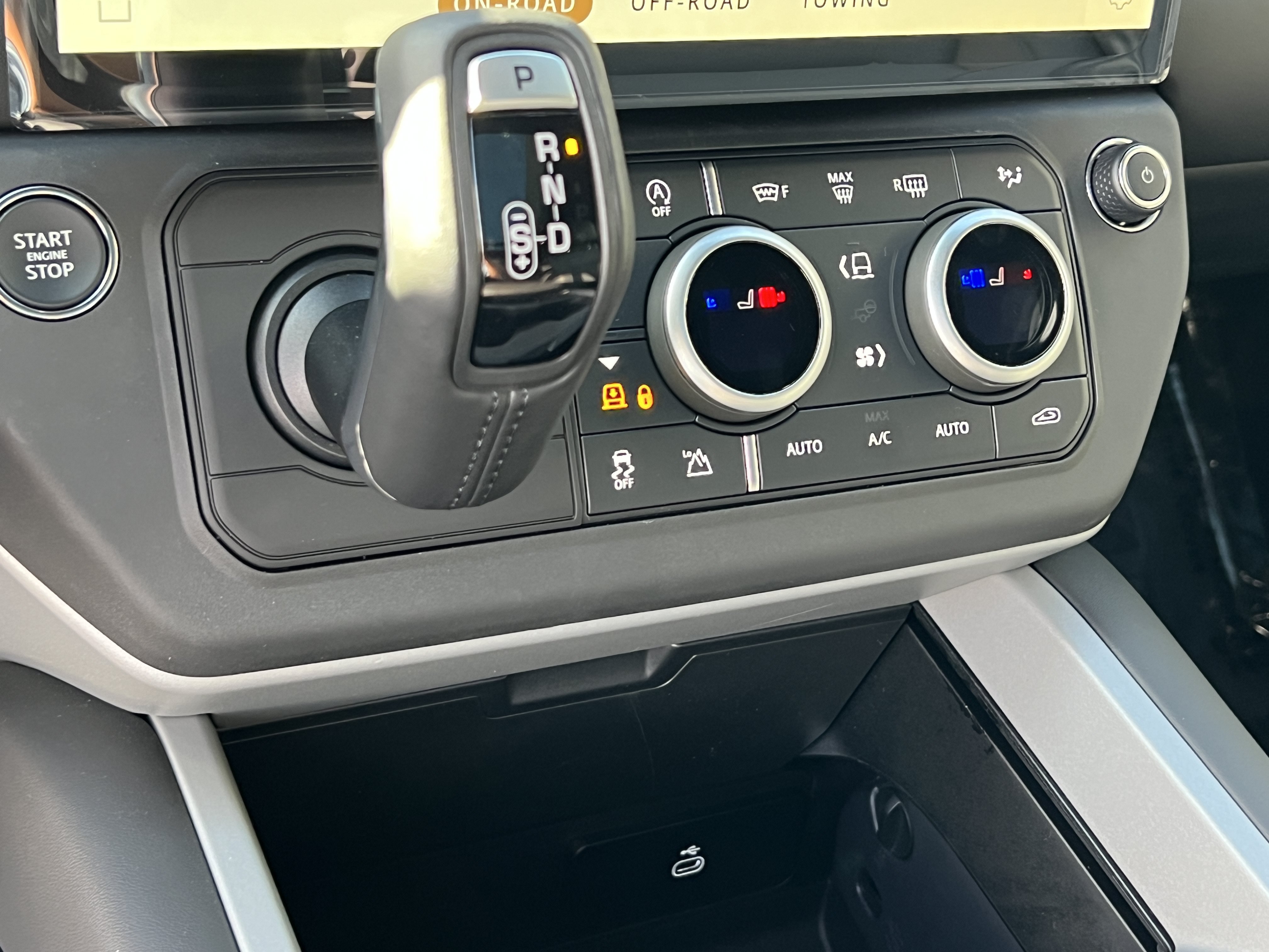 New 2026 Land Rover Defender 130 V8 AWD/4WD image 28