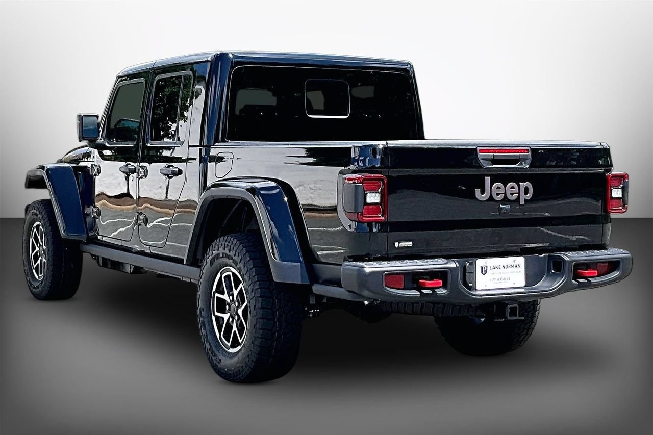 New 2026 Jeep Gladiator Rubicon w/ Steel Power Dome Hood Package AWD/4WD image 6