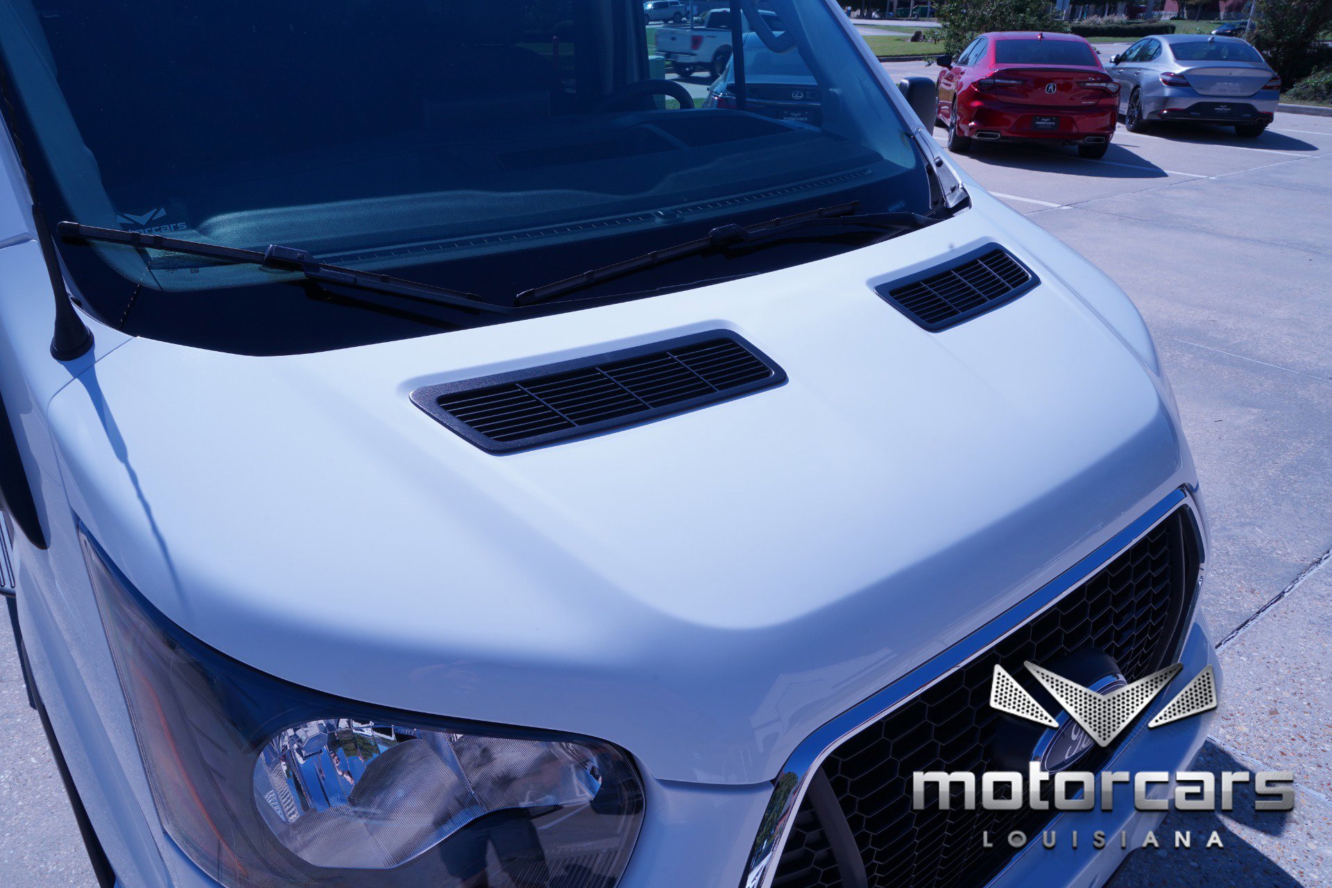 Used 2023 Ford Transit 350 XLT image 13