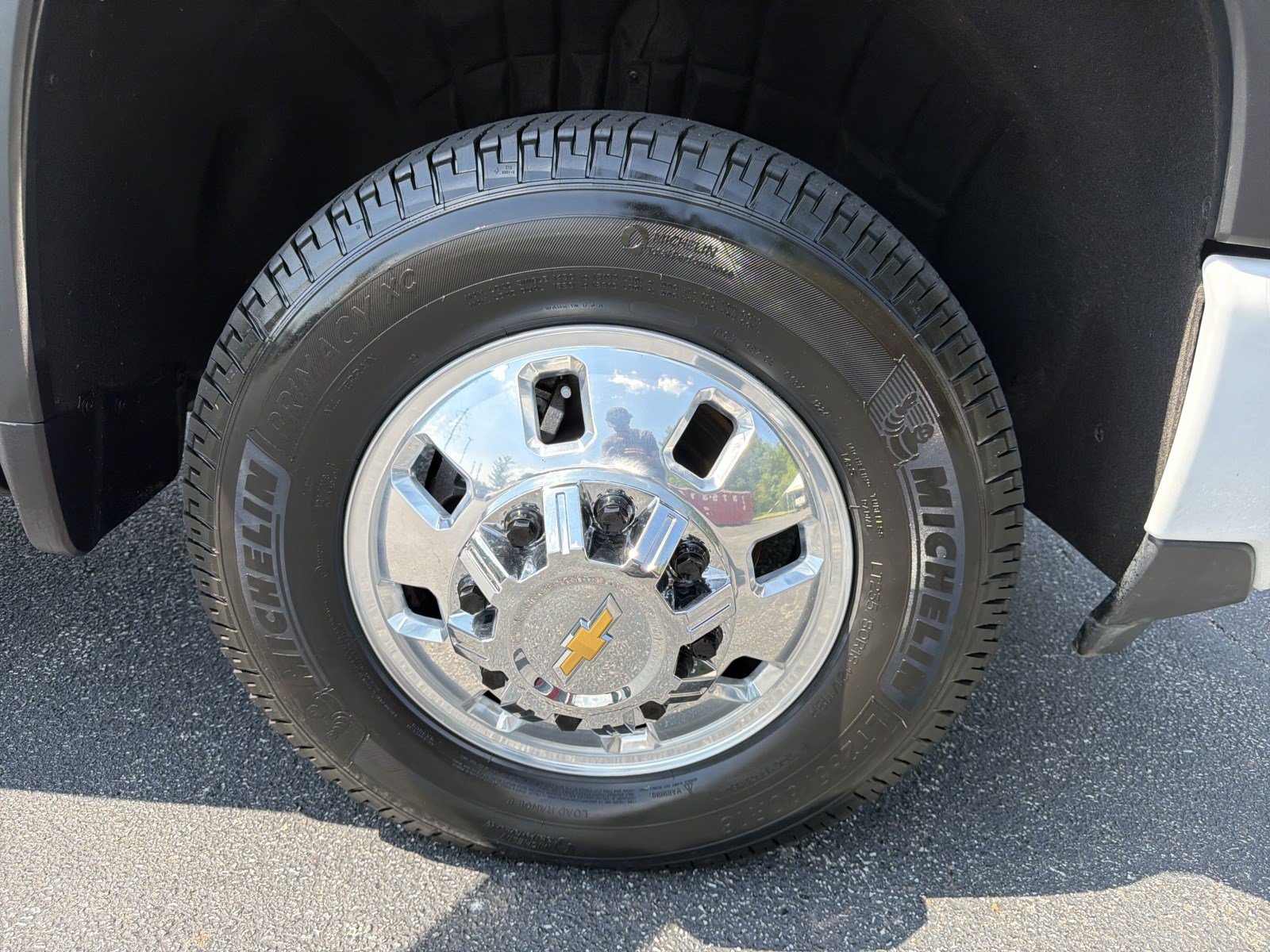 Used 2026 Chevrolet Silverado 3500 High Country w/ Technology Package AWD/4WD image 12