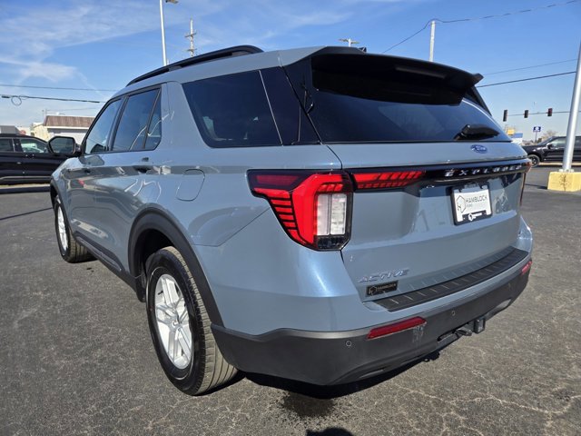 Certified 2025 Ford Explorer Active AWD/4WD image 7