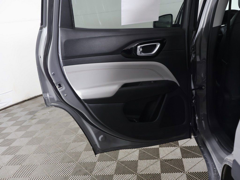 Used 2022 Jeep Compass Limited image 25