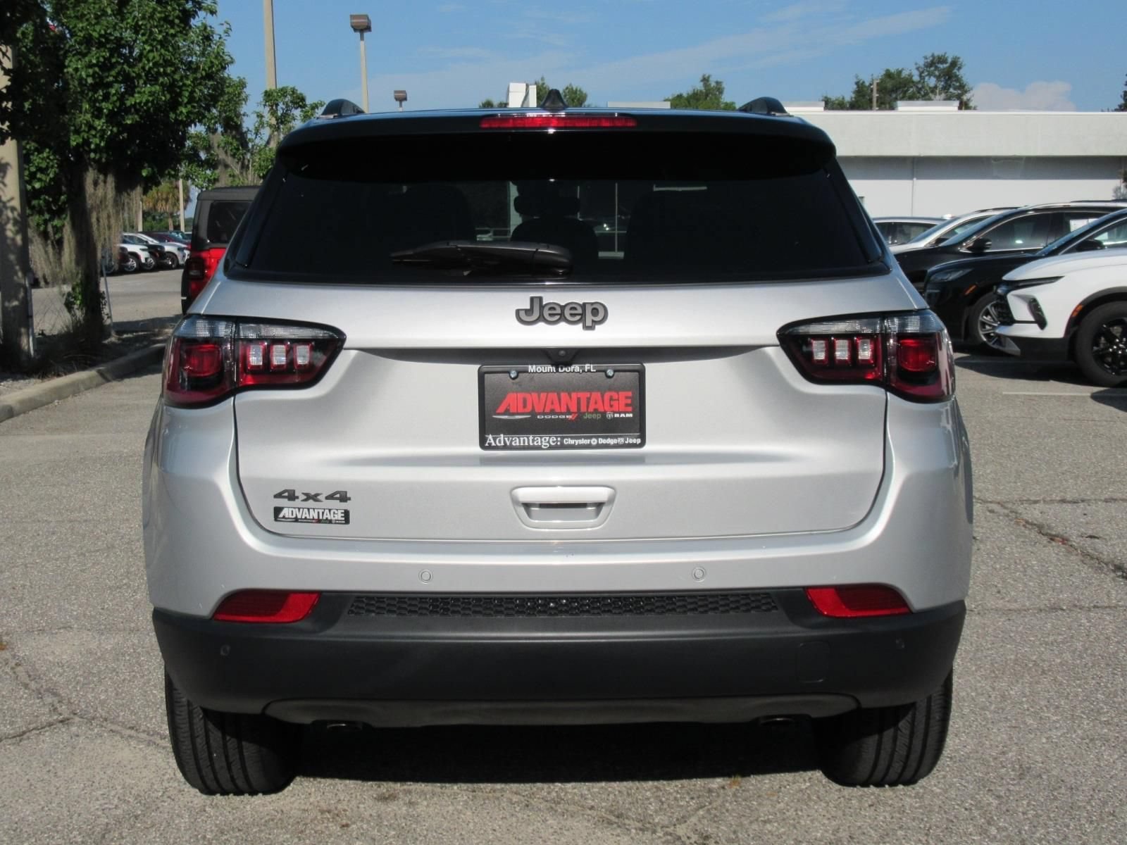 Certified 2026 Jeep Compass Limited AWD/4WD image 6