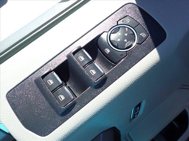 Used 2018 Ford F150 XLT w/ Equipment Group 302A Luxury AWD/4WD image 14