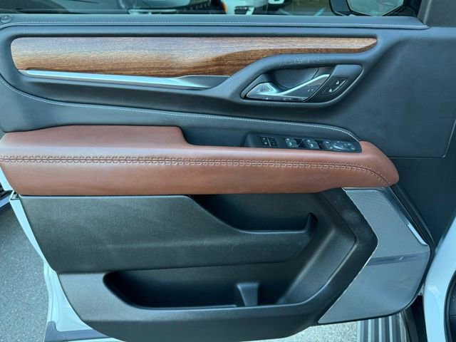 Used 2024 GMC Yukon XL Denali Ultimate image 25