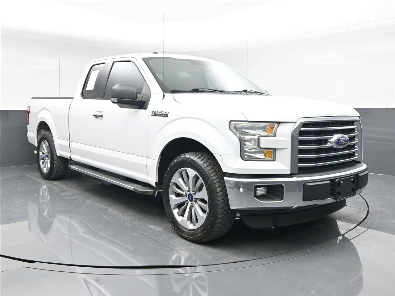 Used 2015 Ford F150 XLT w/ Equipment Group 301A Mid RWD image 1